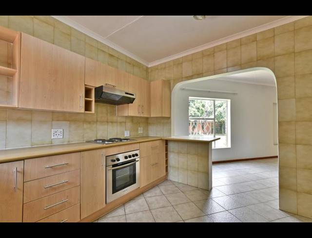 2 BEDROOM TOWNHOUSE FOR SALE IN BRACKENDOWNS